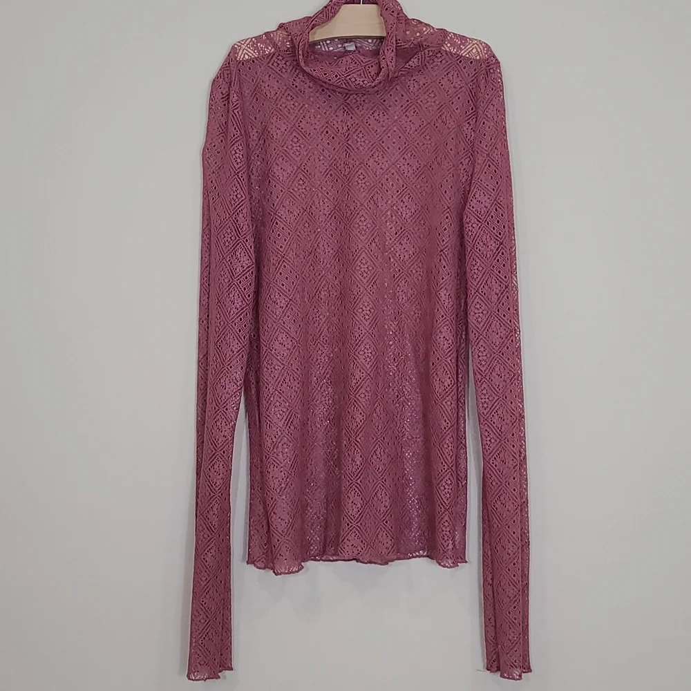 Free People Sweet Memories Lace Turtle Neck Top Rose - Picture 3 of 9